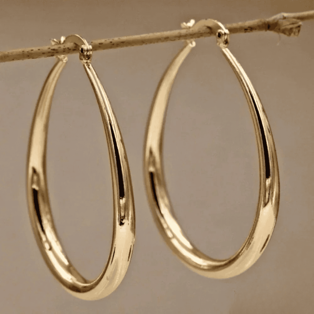 Oval Hoop Earrings in Gold