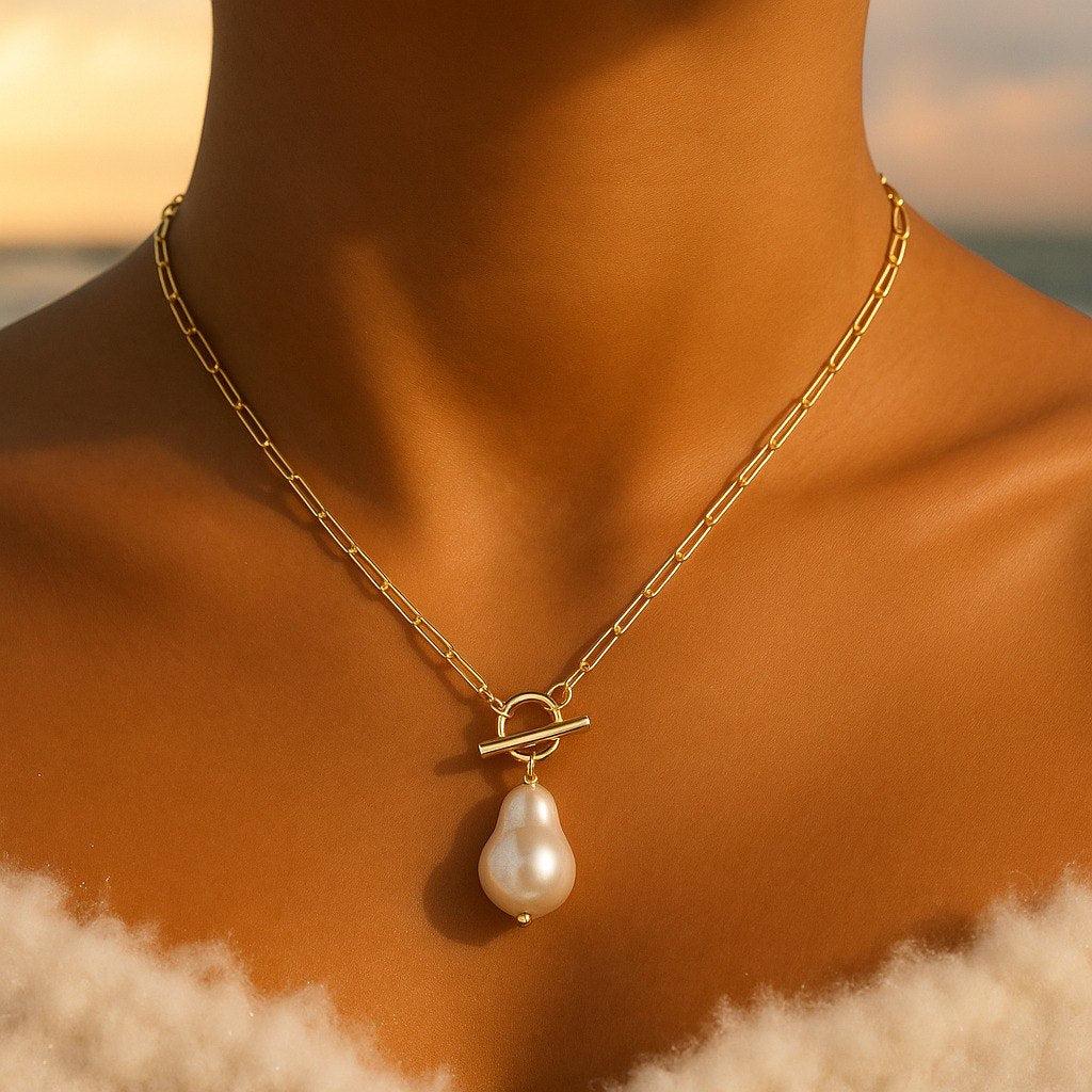 Artemia Necklace with Natural Pearl