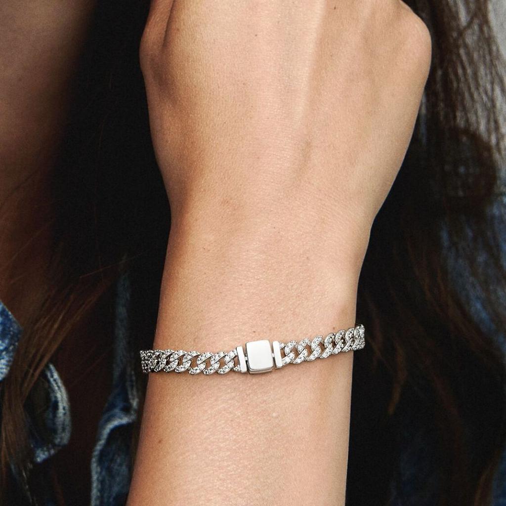 Wide Gold Curb Chain Bracelet