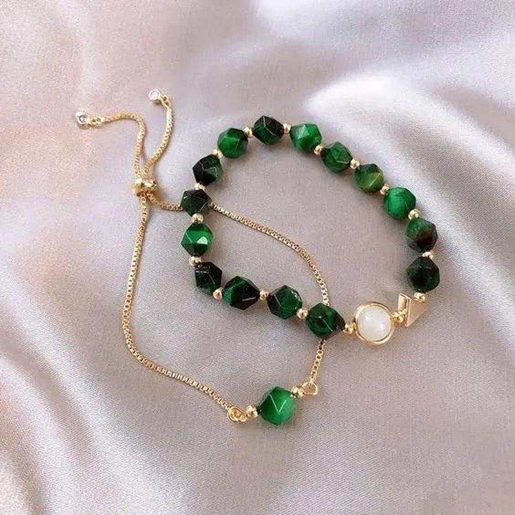 Elegant Green Bracelets