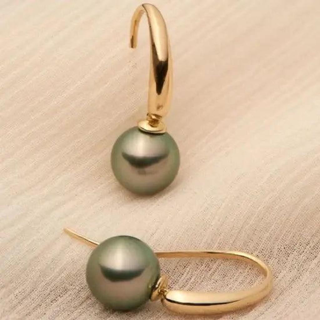 Elegant Earrings with Olive-Shaped Pearls