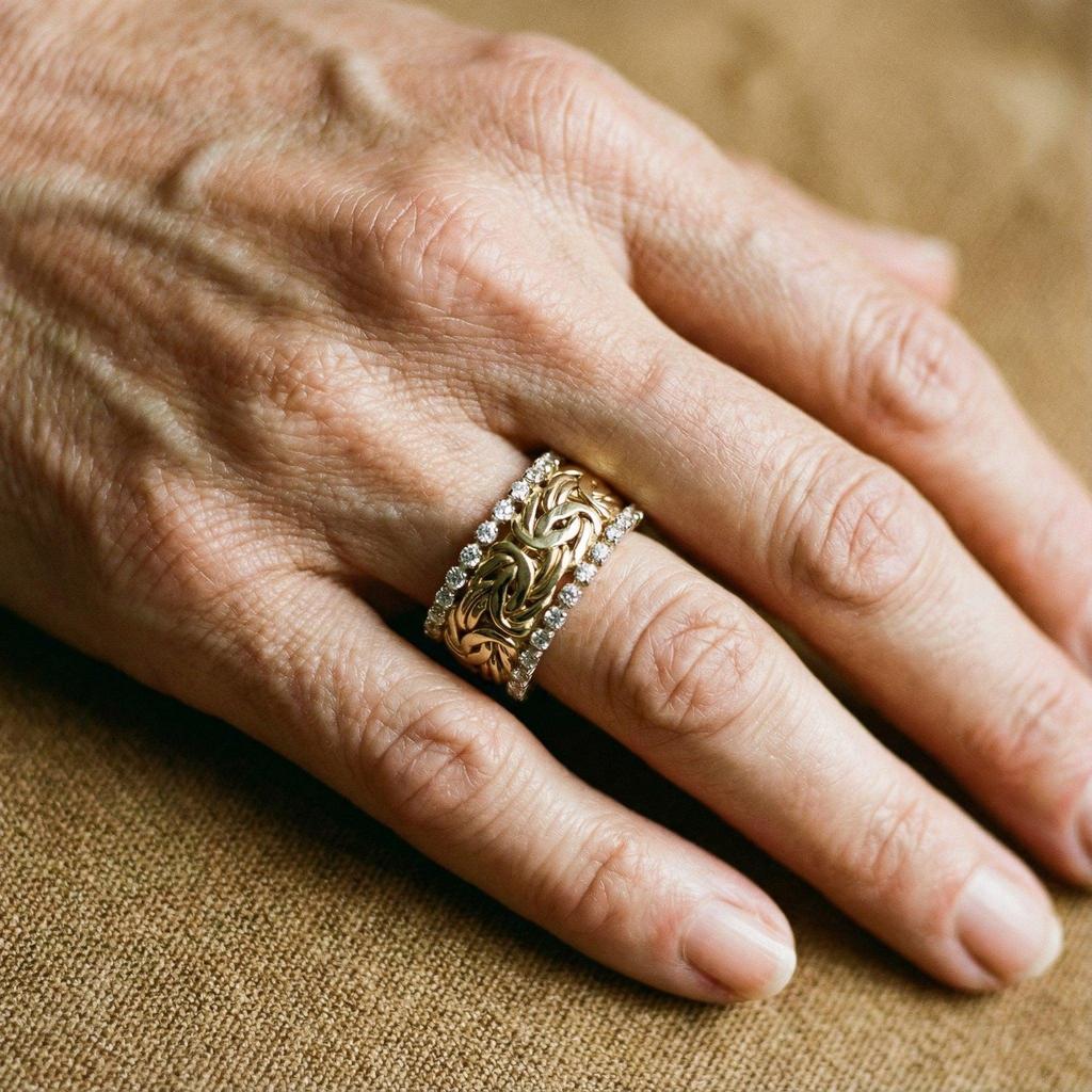 Braided Retro Gold Ring with Zirconia