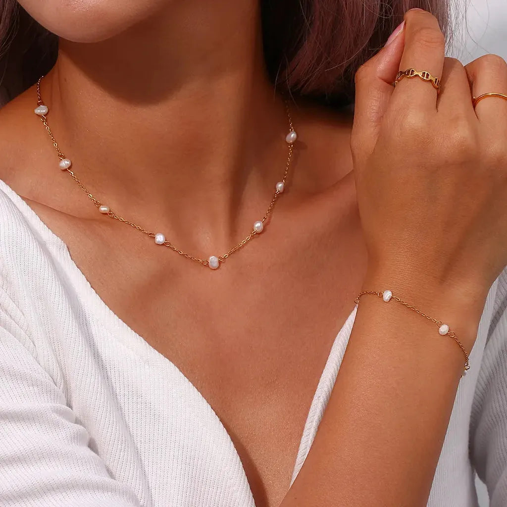 Gift Set of Stainless Steel: Necklace and Bracelet