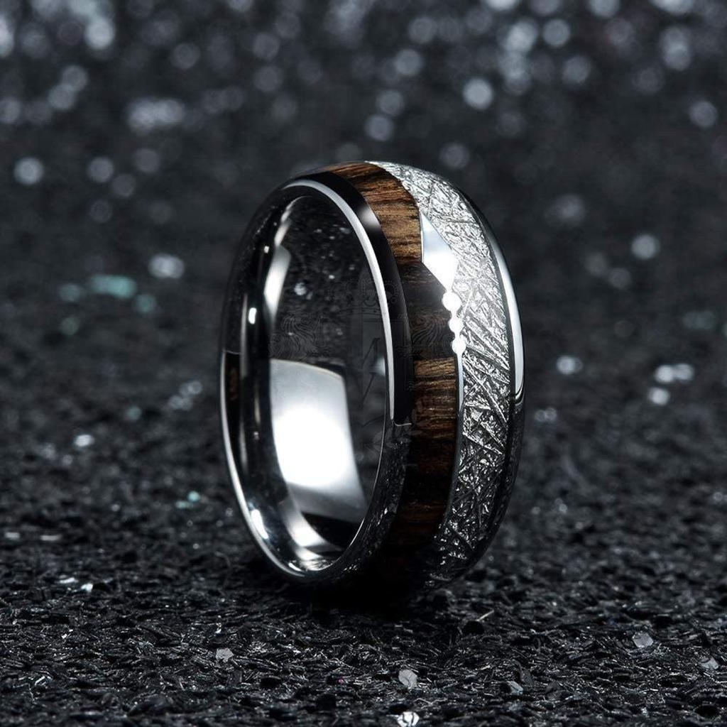 Emberwood – Tungsten Carbide Ring