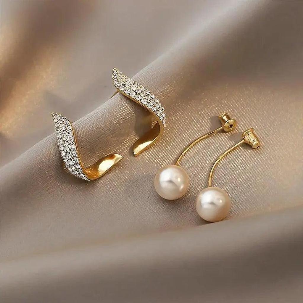 Gold Earrings with Daisies