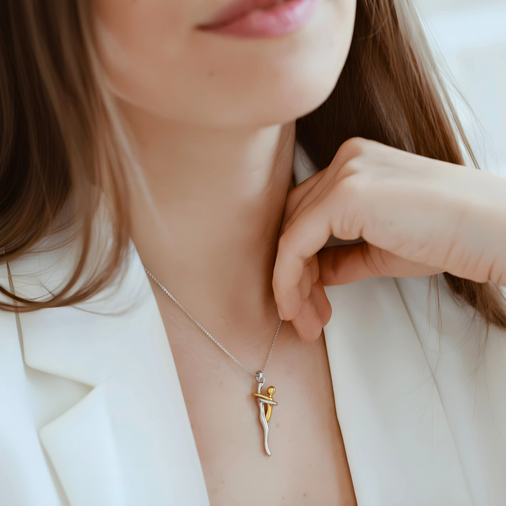 Necklace “Infinite Embrace”