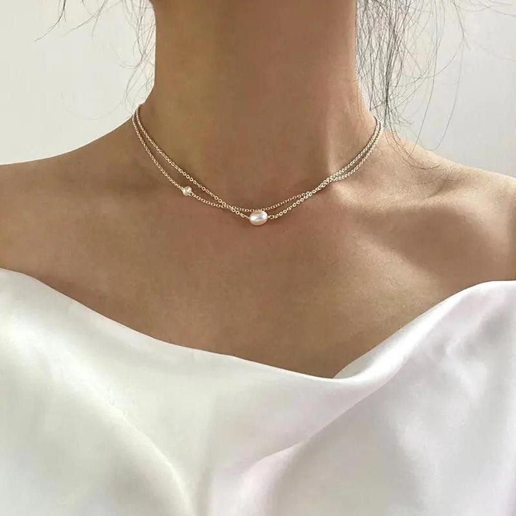 Necklace in Freshwater Pearls