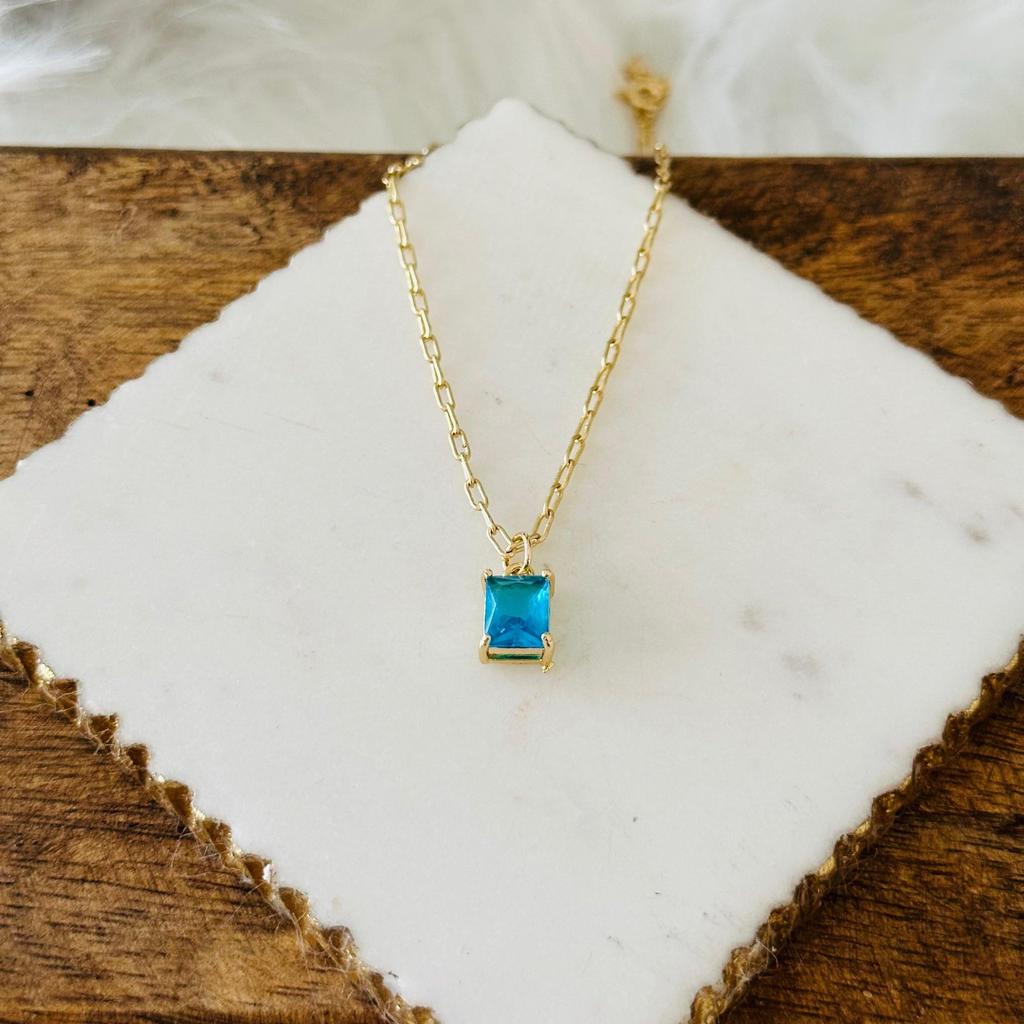 Necklace with Pendant in Emerald Cut