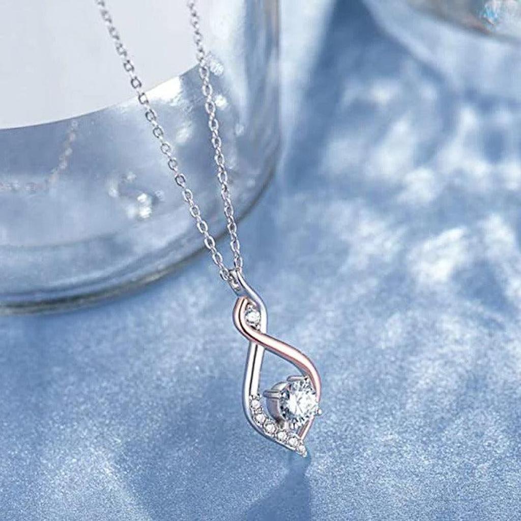 Necklace with Crystal Clasp in White Gold