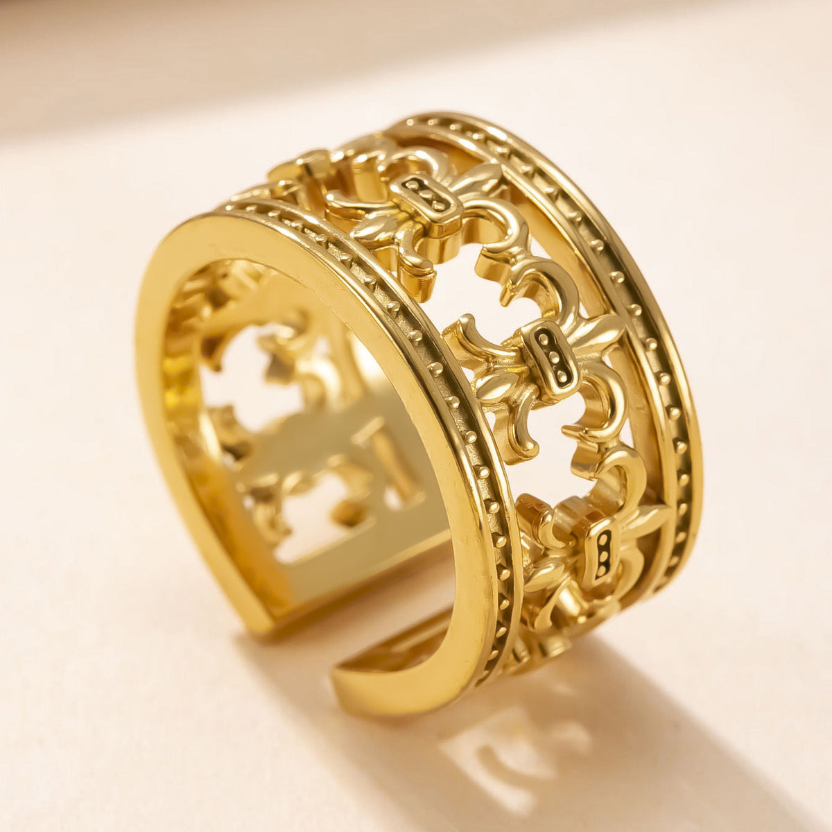 Crown Ring “Imperial” | Gold