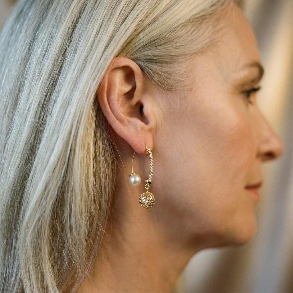 Retro Drop Earrings in Gold with Daisies