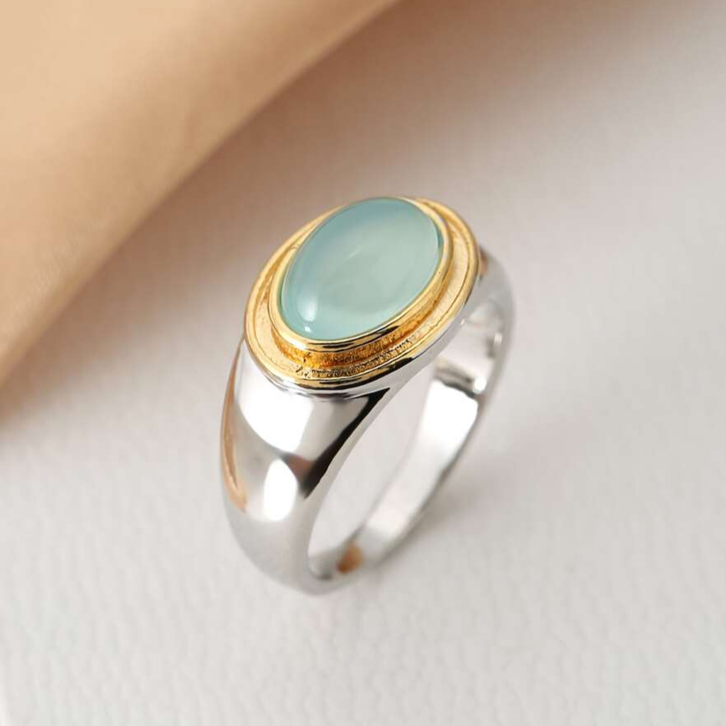 Retro Ring with Green Moonstone