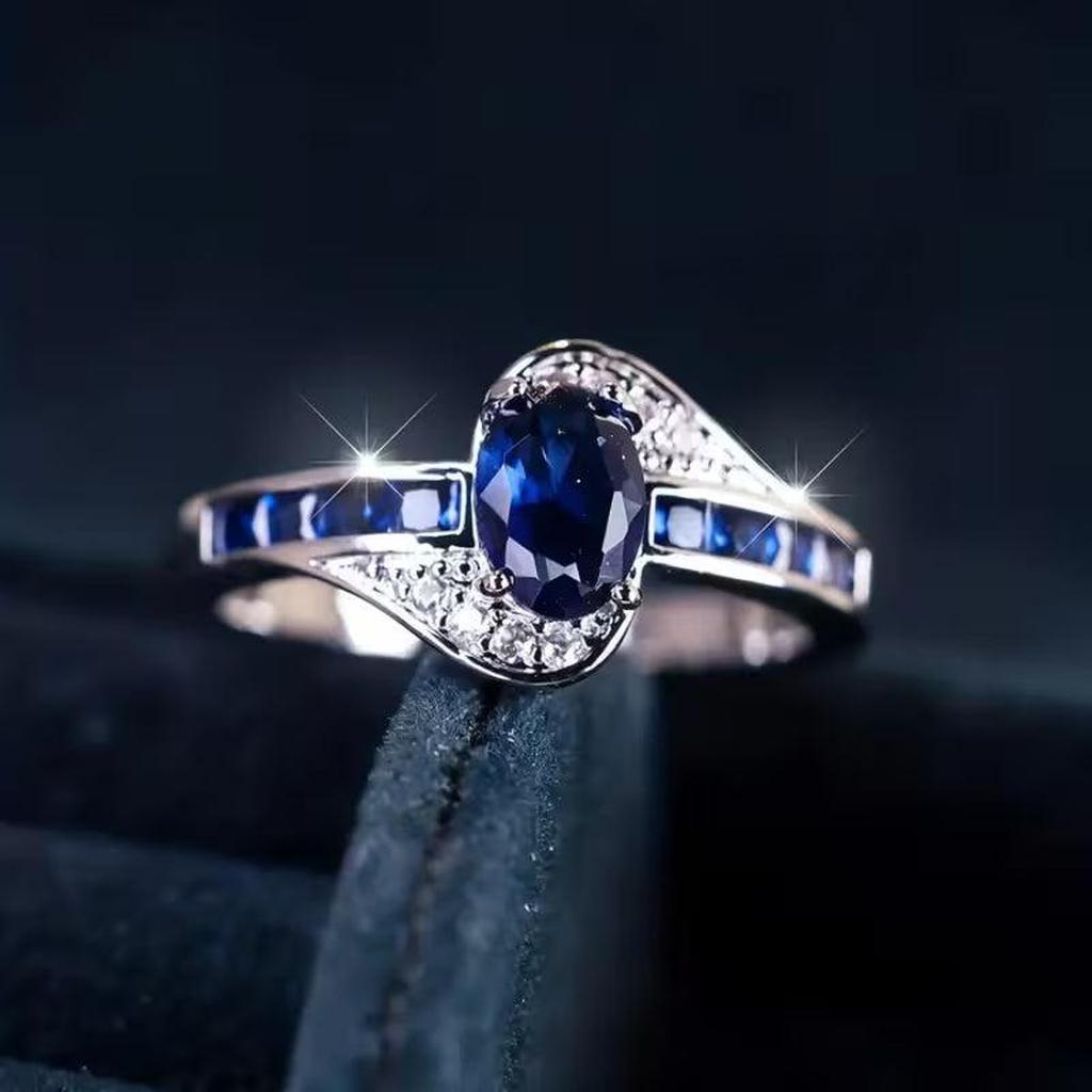 Ring “Sapphire River” | White Gold