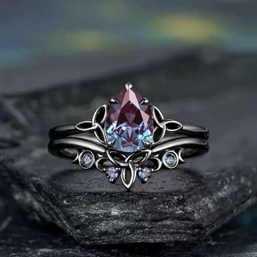 Ring with Amethyst | White Gold
