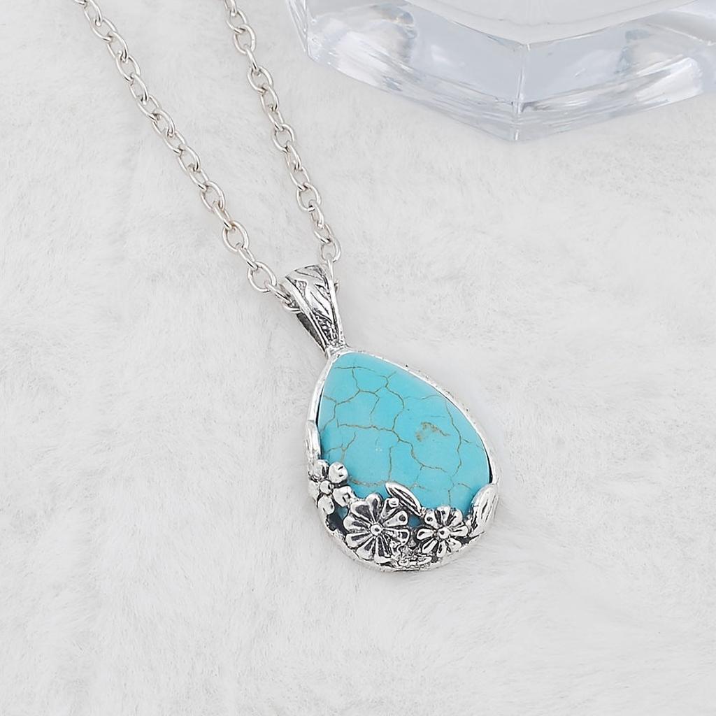 Serelle Pendant Necklace “Ornament” | White Gold