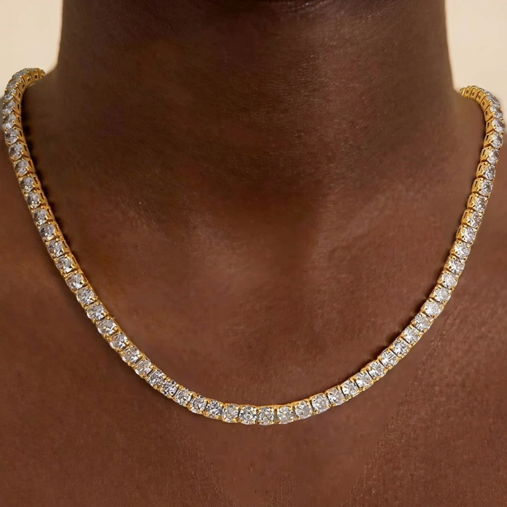 Tennis Necklace in Gold