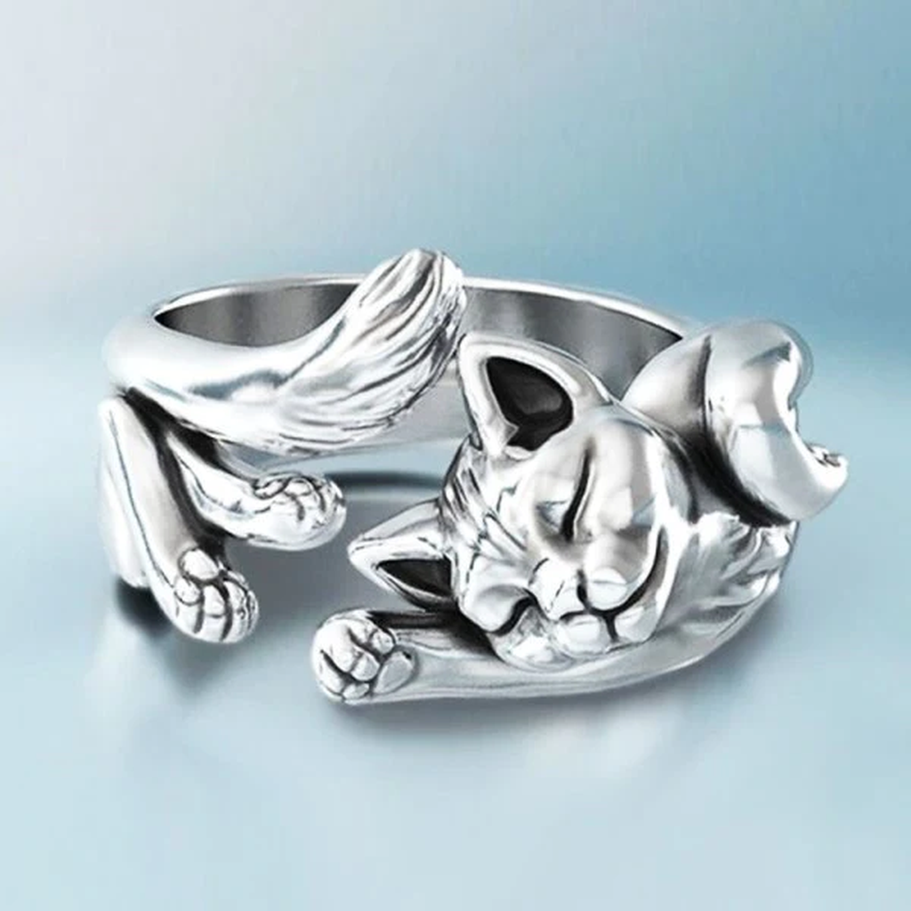 Adjustable Retro Ring with Kitten in White Gold
