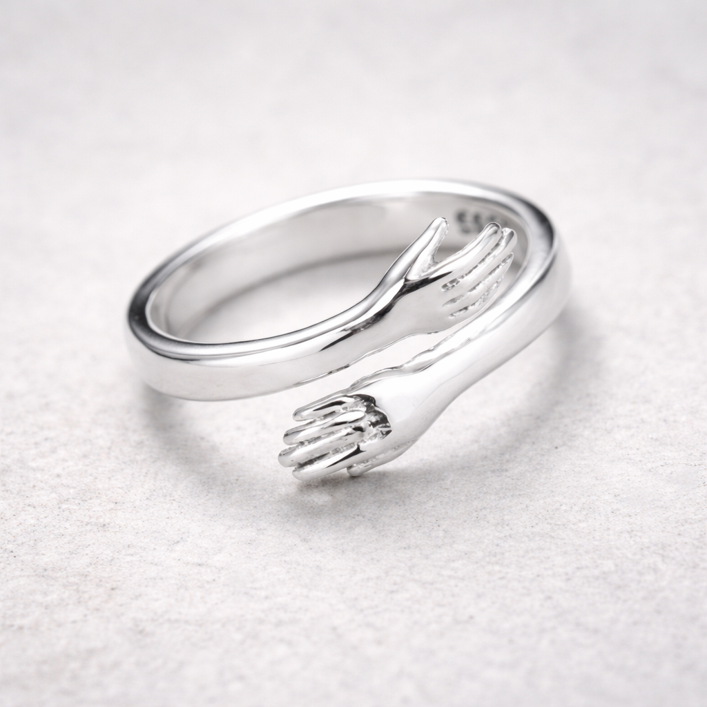 Adjustable Ring “Embrace” in White Gold