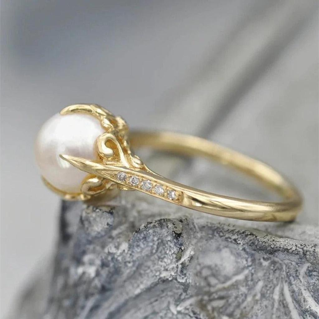 Vintage Ring with Gold Pearl