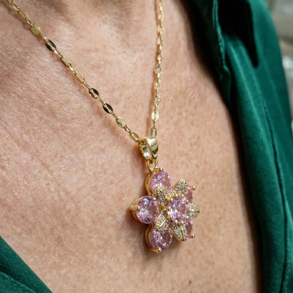 Amorea Flower Necklace in Pink | Gold