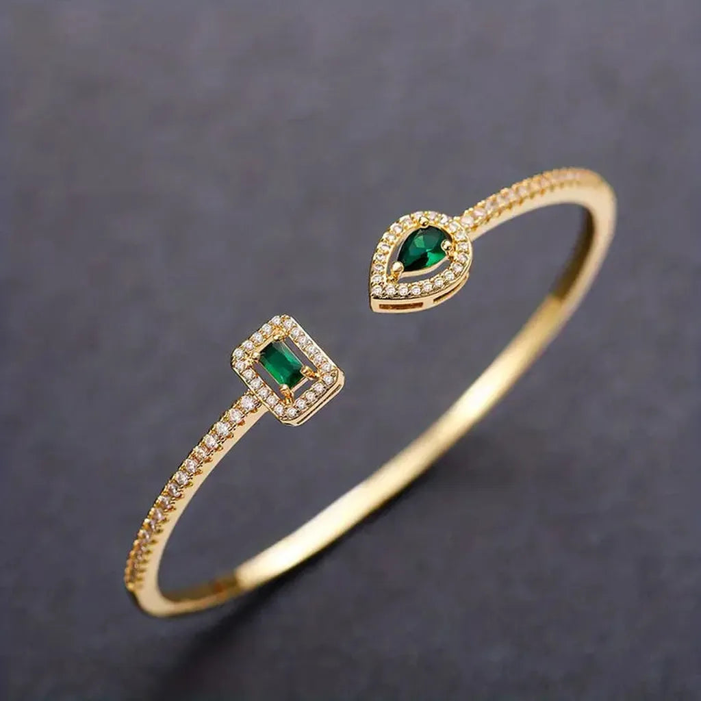 Claudia Bracelet with Emerald Green Stone