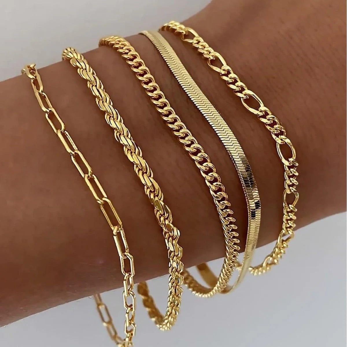 Bracelet Set in Gold