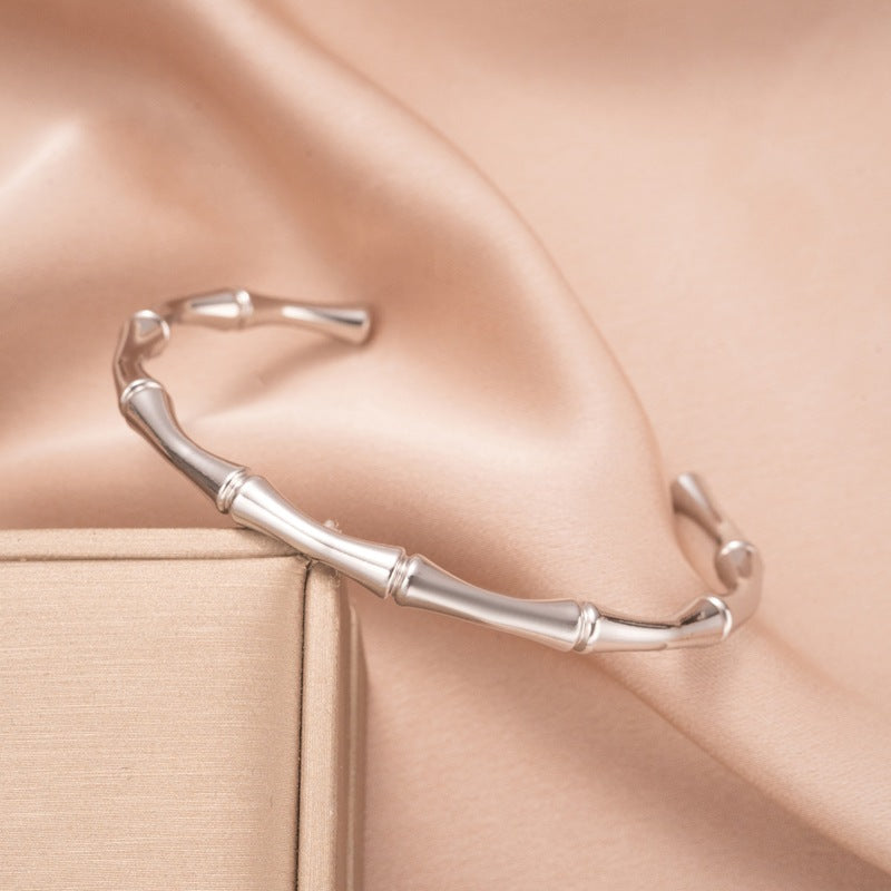 Bamboo Bangle | White Gold