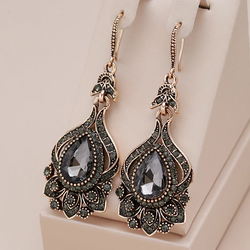 Mandala Earrings with Black Crystal | Gold
