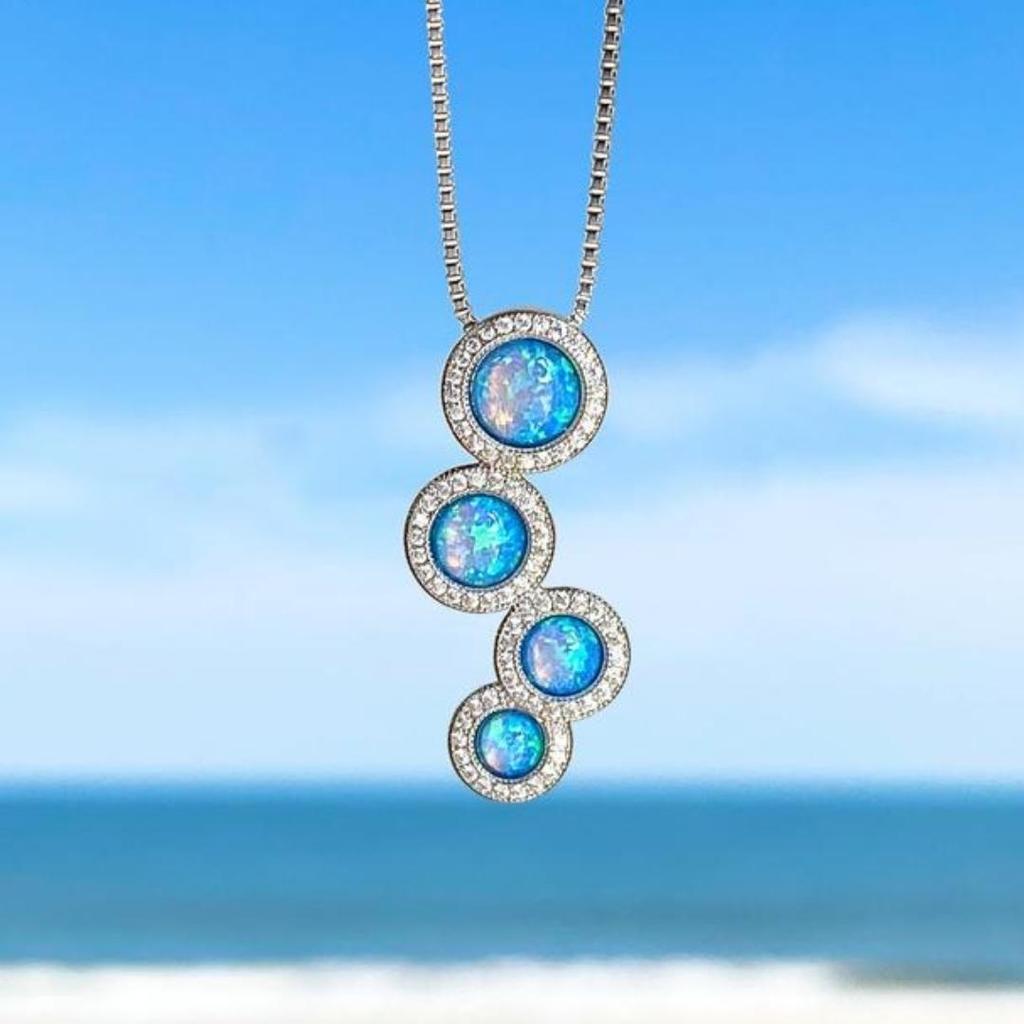 Zirconia Necklace with Opal in White Gold