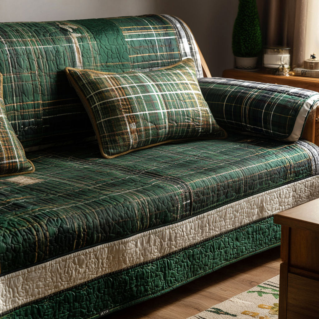 Quilted Sofa Cover with Christmas Design