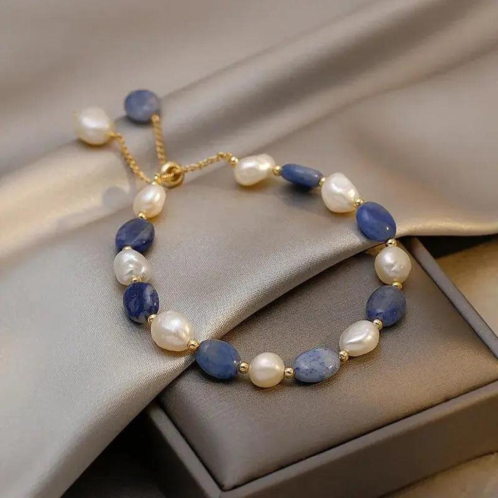 Elegant Bracelet with Ocean Daisies