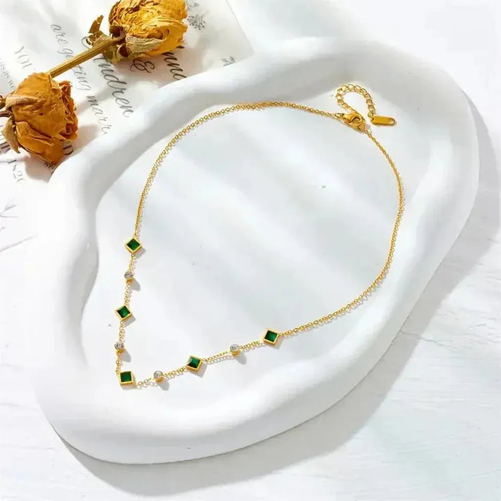 Necklace “Amelisse”