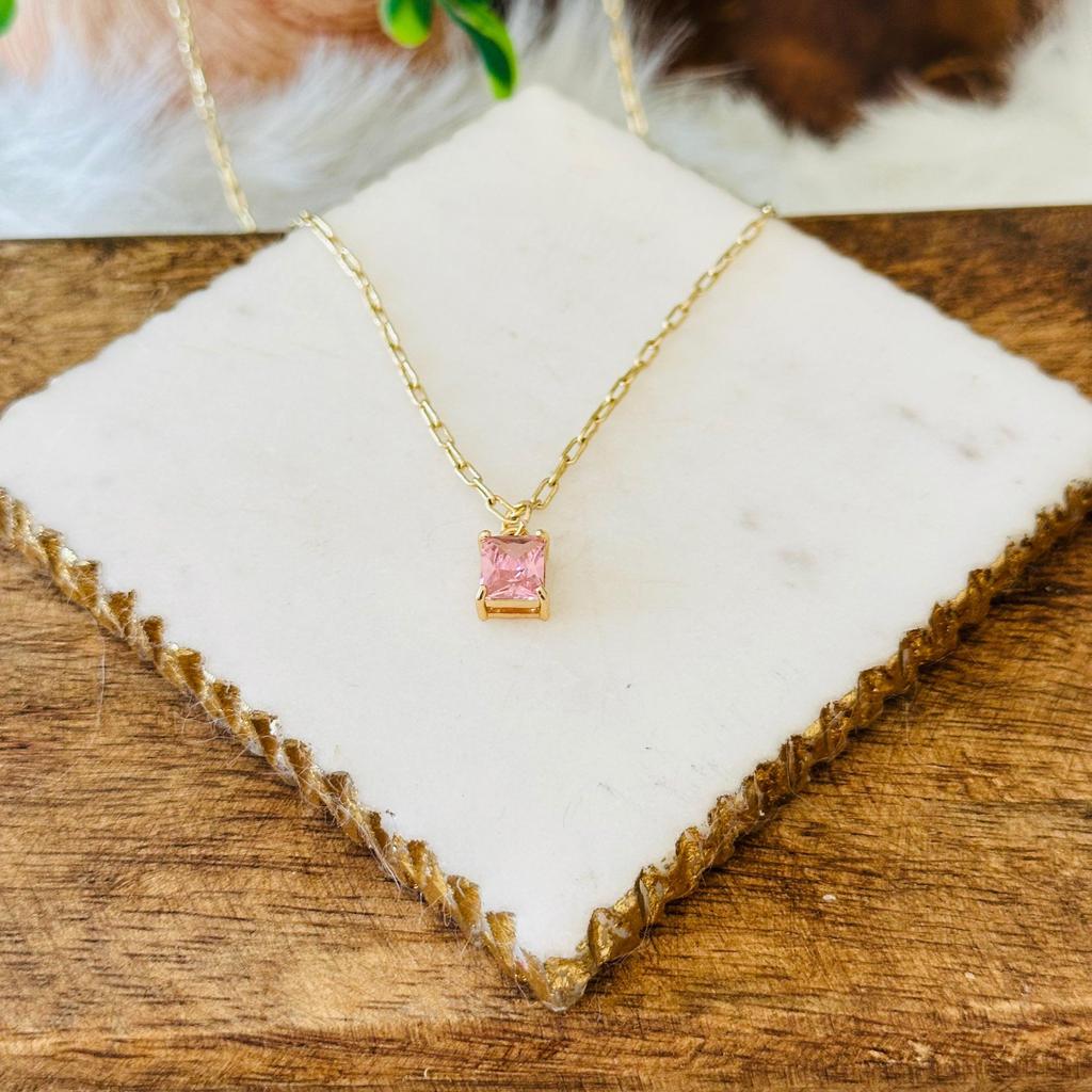 Necklace with Pendant in Emerald Cut