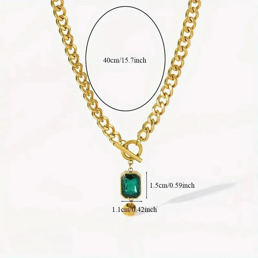 Necklace with Large Emerald Pendant | Gold