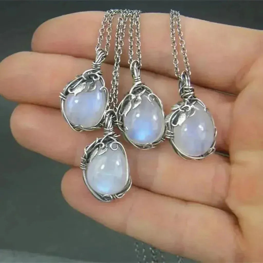 Necklace with Moon Pendant in Wire