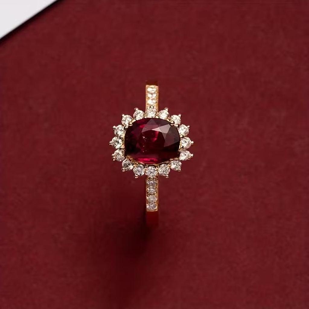 Red Ring “Empress” | Gold