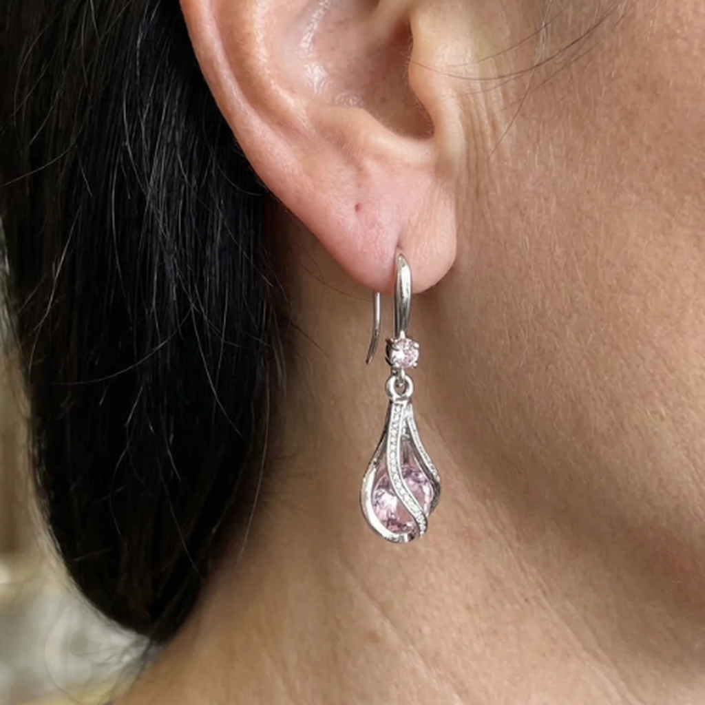 Livia Lumen Earrings with Twist | White Gold