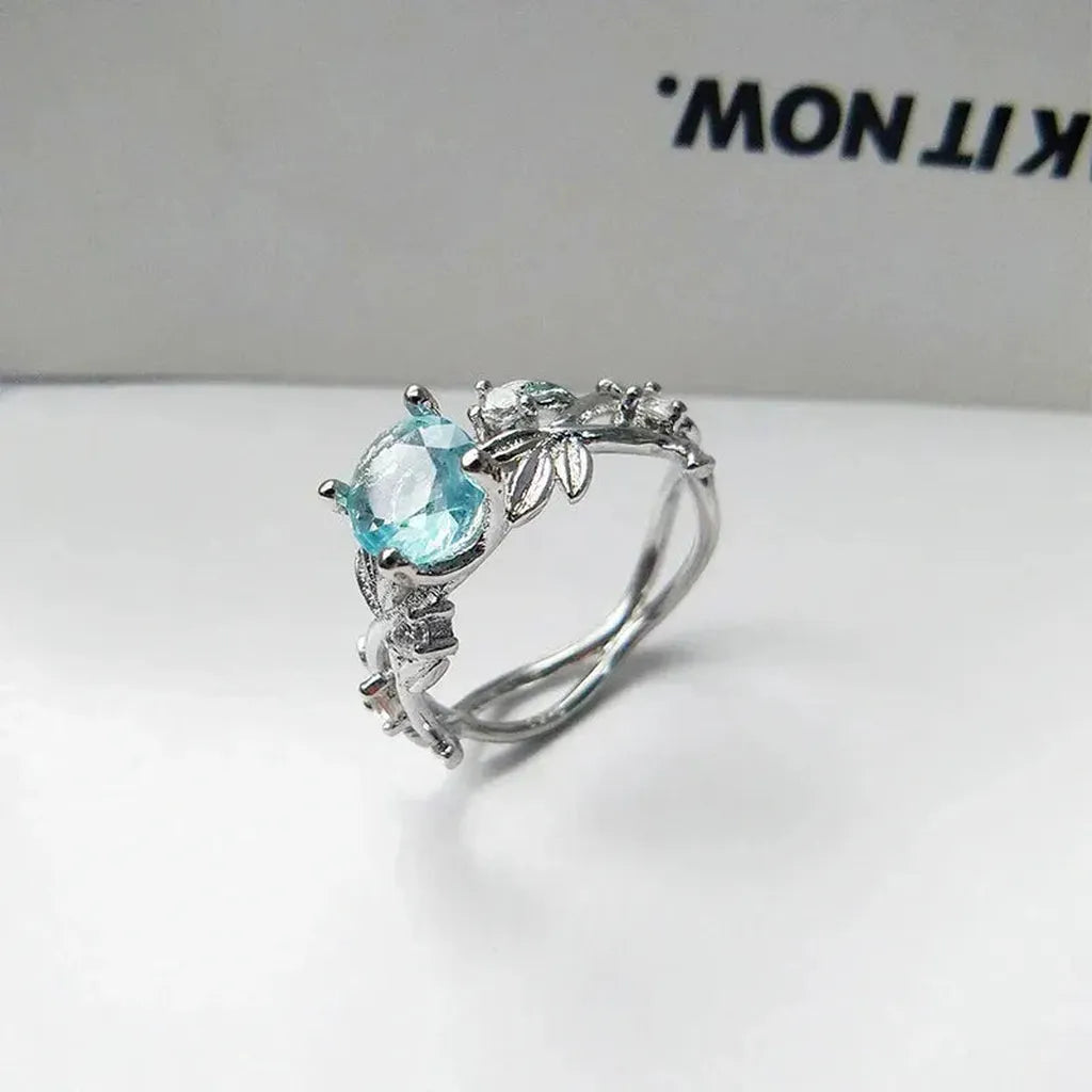 Moonstone Ring in White Gold