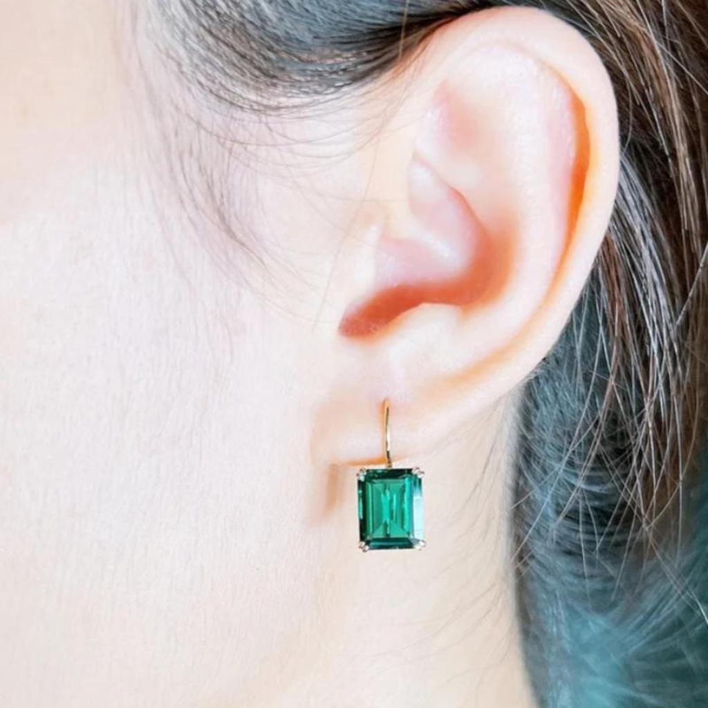 Mila Earrings with Emerald Green Stone