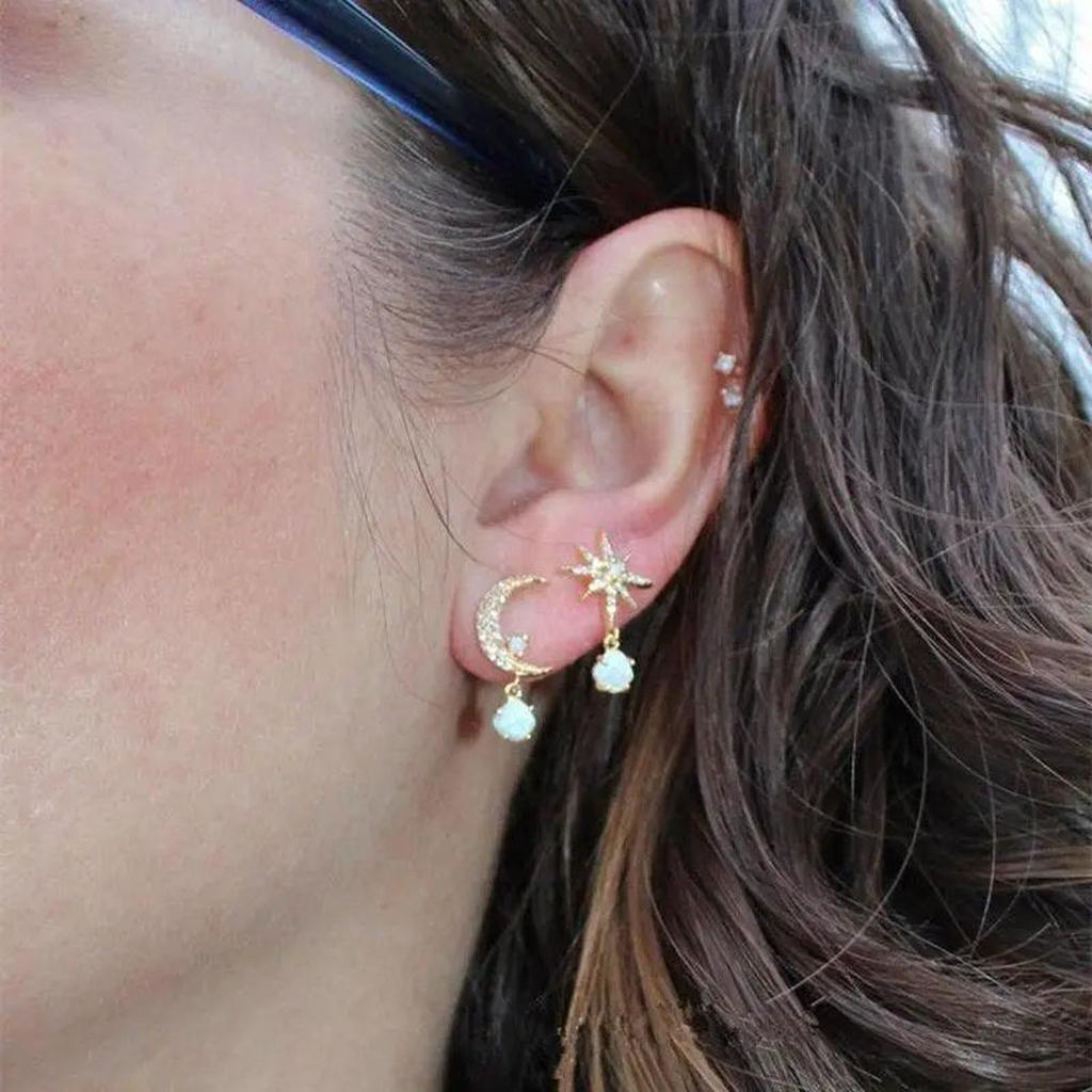 Earrings Moon and Star in Gold with Opal