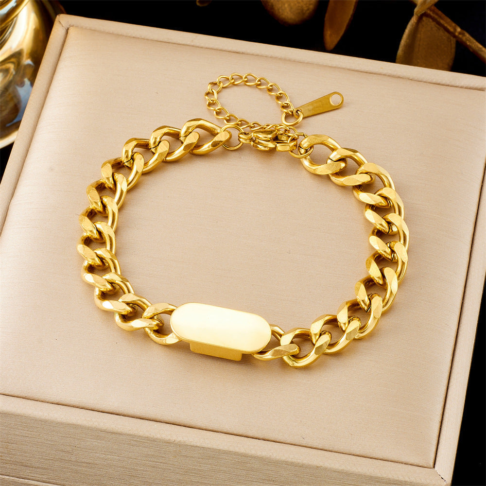 Curb Chain Bracelet with Plaque Pendant