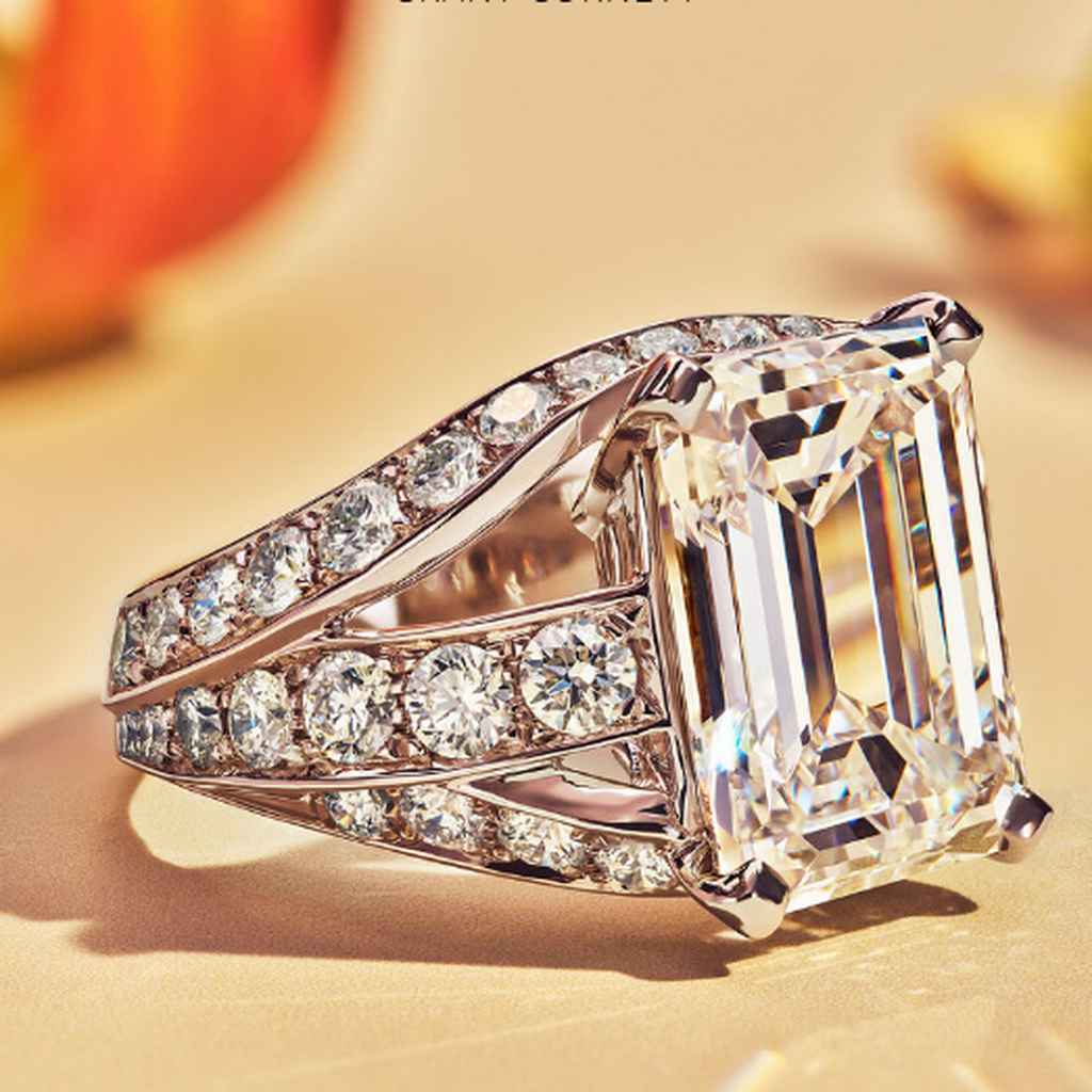 Square Ring with Zirconia