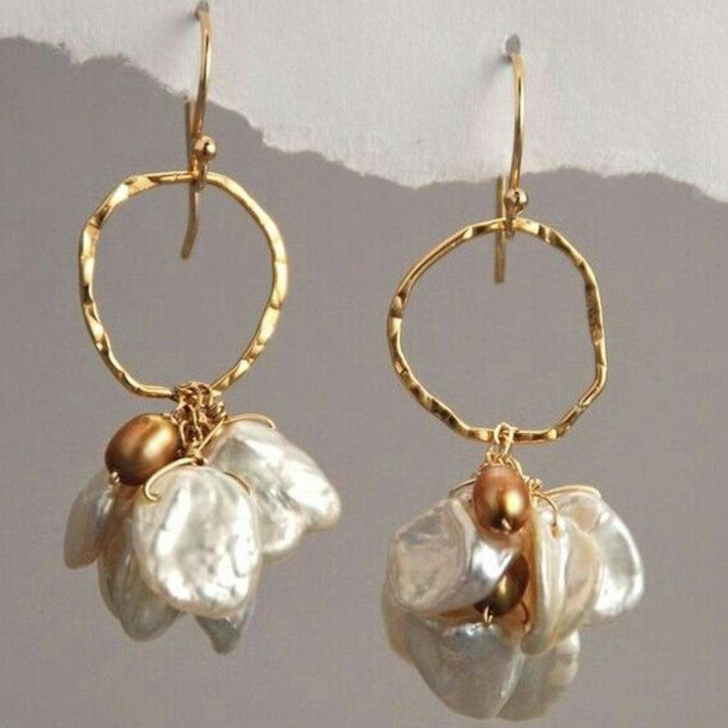 Retro Gold Earrings with Pearls and Hanging Flowers