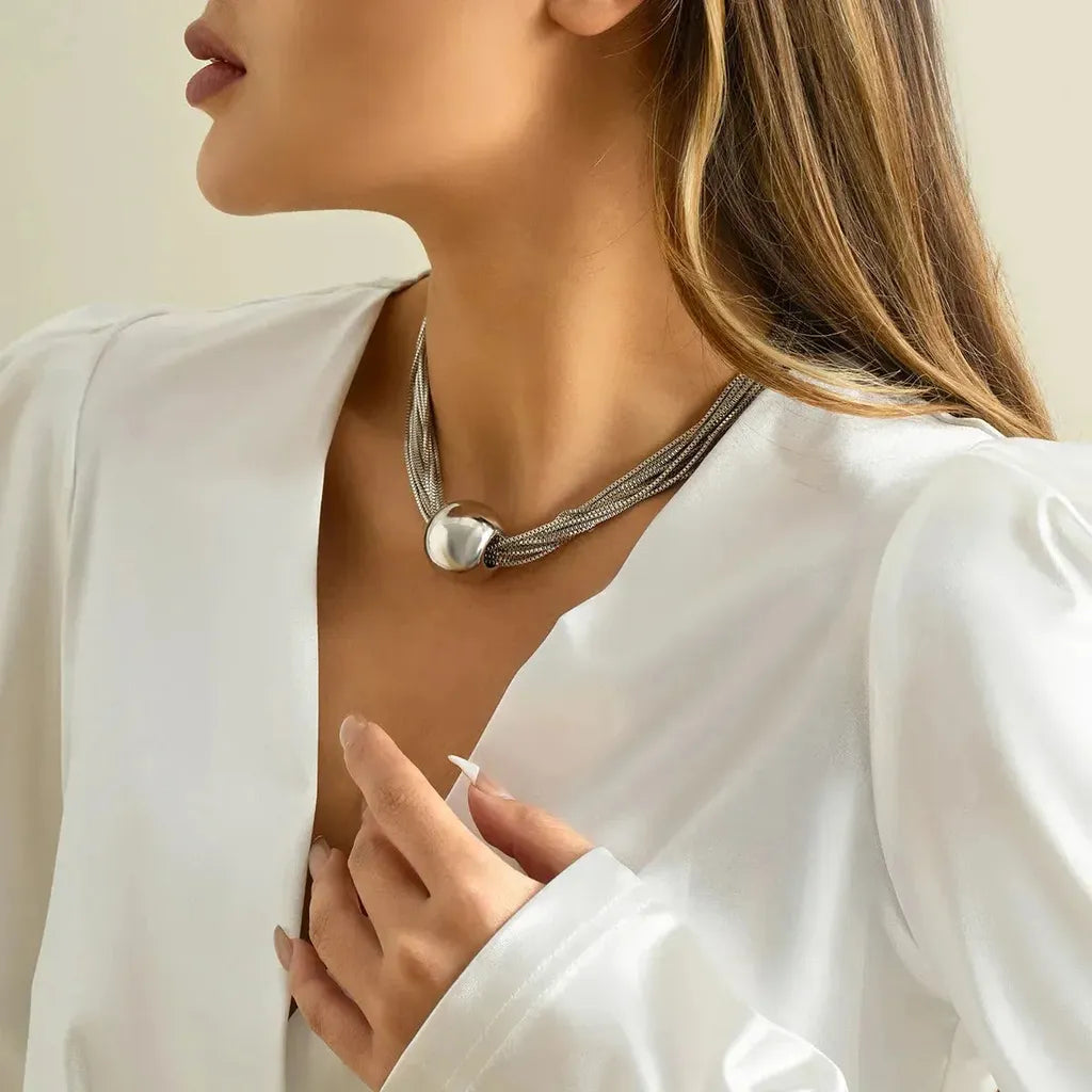 Retro Necklace with Colourful Pearls