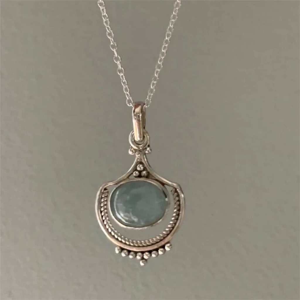 Retro Necklace with Green Stone