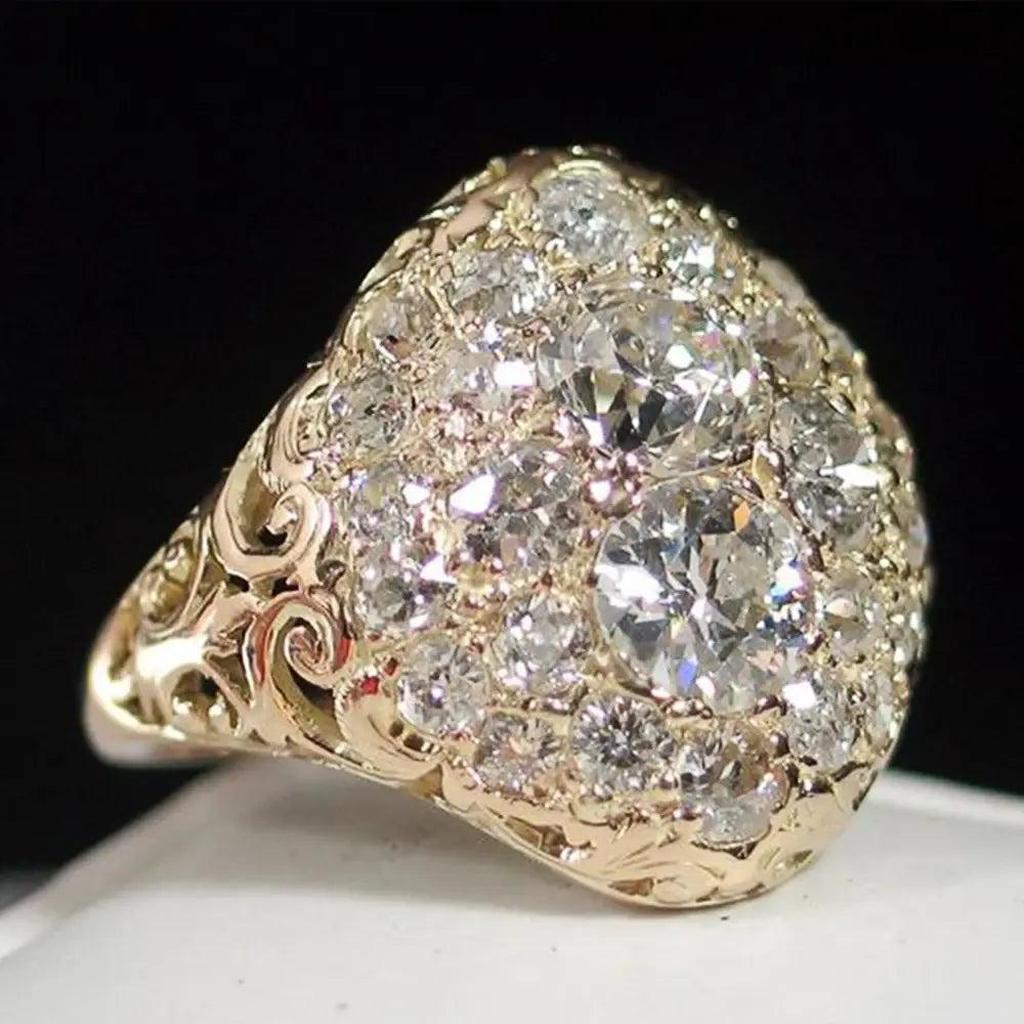 Retro White Gold Ring with Red Stone and Zirconia