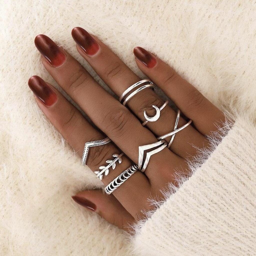 Ring Set with 8 to 12 Rings