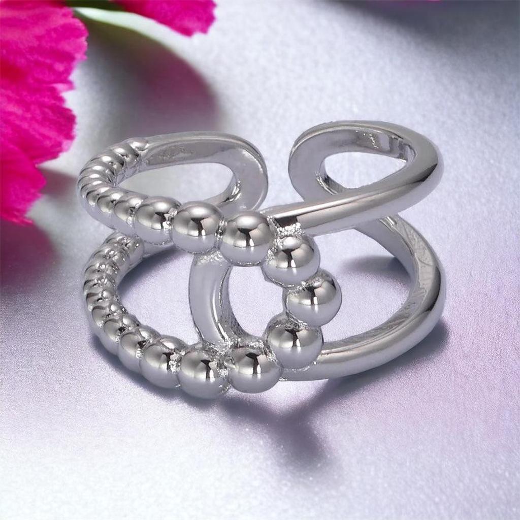 Ring “Vittoria” with Twisted Double Band