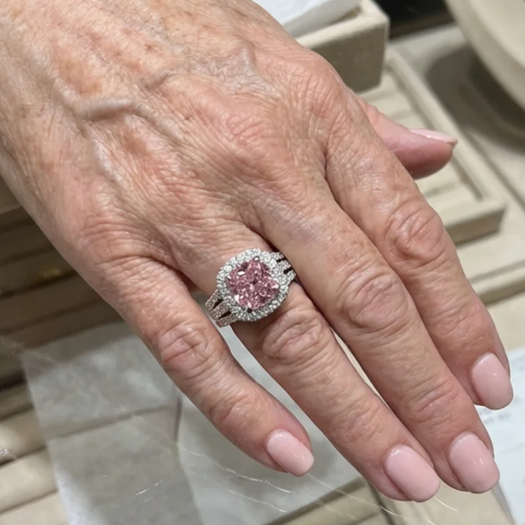 Ring with Wreath in Rose Gold and White Gold
