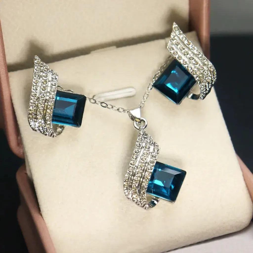 Jewellery Set “Vienna” in White Gold